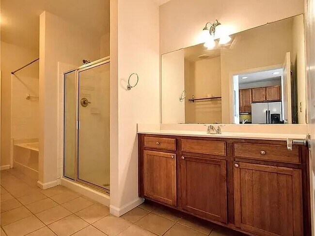 Building Photo - 3040 Peachtree Rd