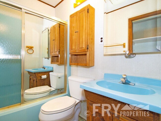 Building Photo - Great Home in Wellshire Neighborhood