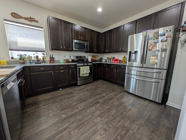 Building Photo - 3765 St James Ct