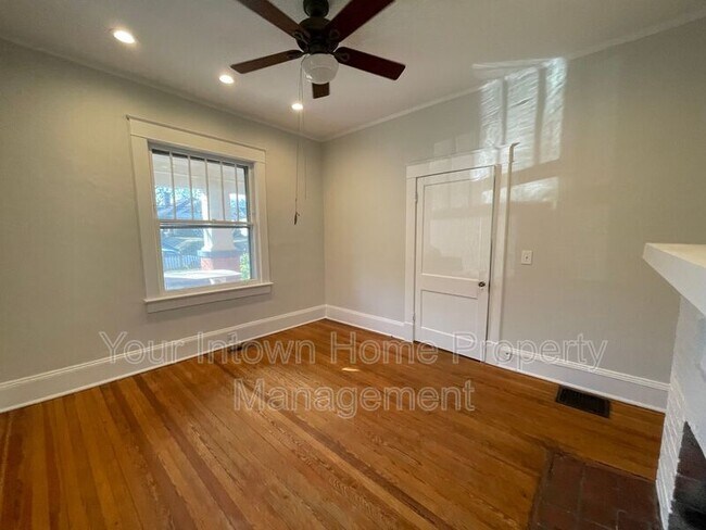 Building Photo - 301 Elmira Pl NE