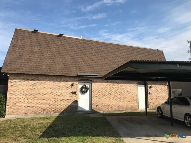 Primary Photo - 3804 Palmetto Ave