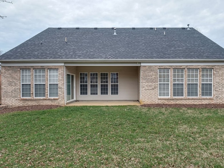 Building Photo - 1545 Indian Hawthorne Ct