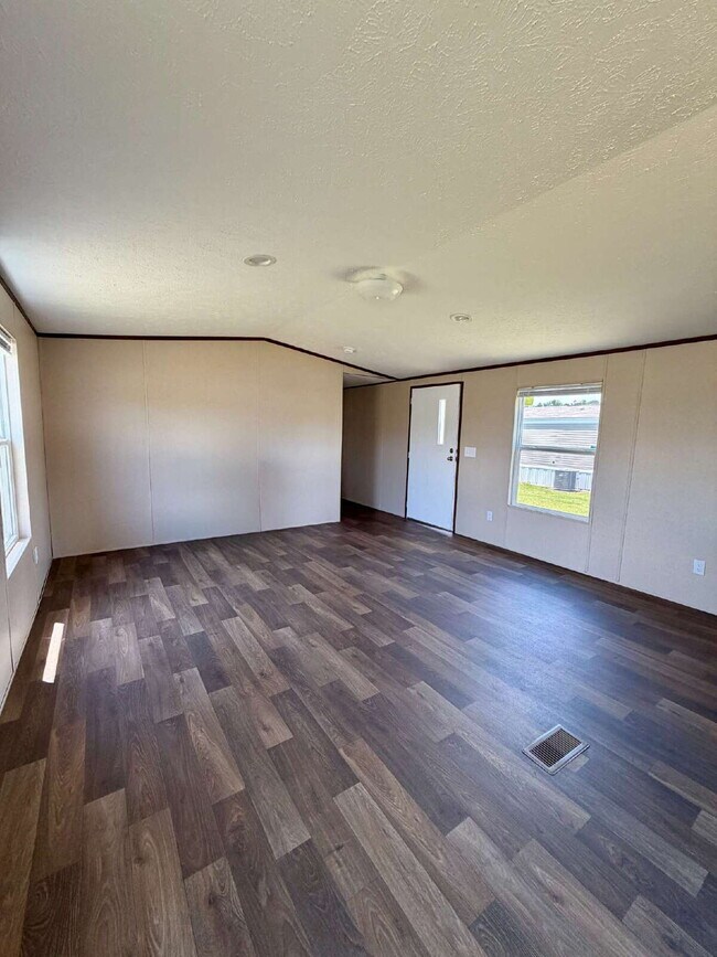 Building Photo - MOBILE HOME FOR RENT IN REHOBETH