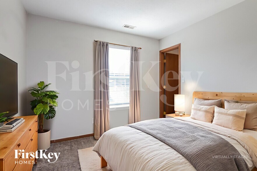 Building Photo - 5355 Milhouse Rd