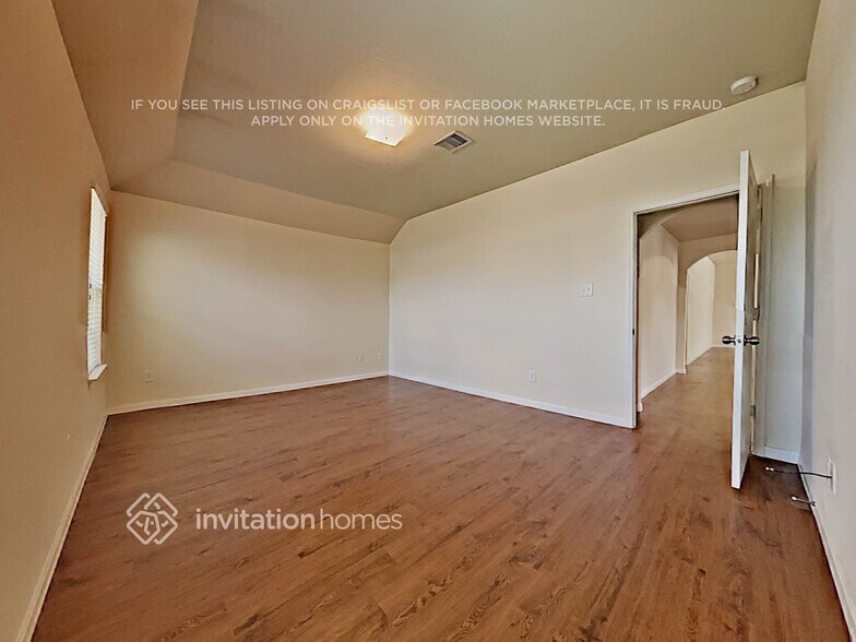 Building Photo - 18730 Dennington Dr