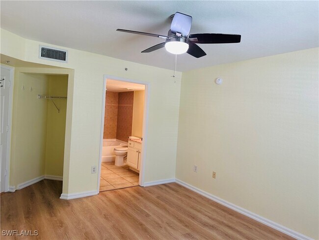 Building Photo - 4105 Residence Drive