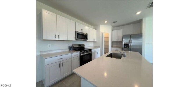 Building Photo - 11812 Cloverly Ln
