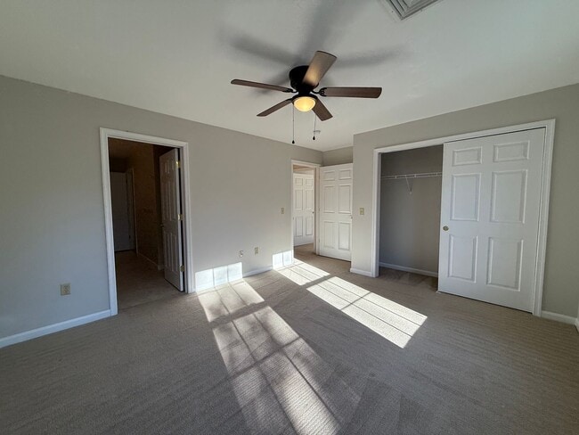 Building Photo - Three Bedroom Condo in Tradition Point