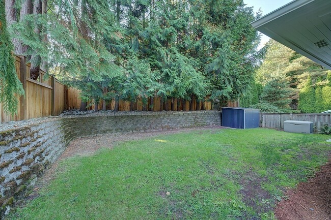 Building Photo - 3bd/2ba Mercer Island Home