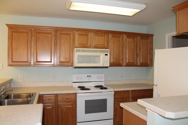Building Photo - 4648 Fringetree Dr