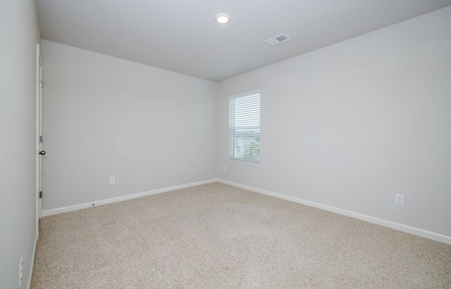 Building Photo - 1016 Sherwood Ln