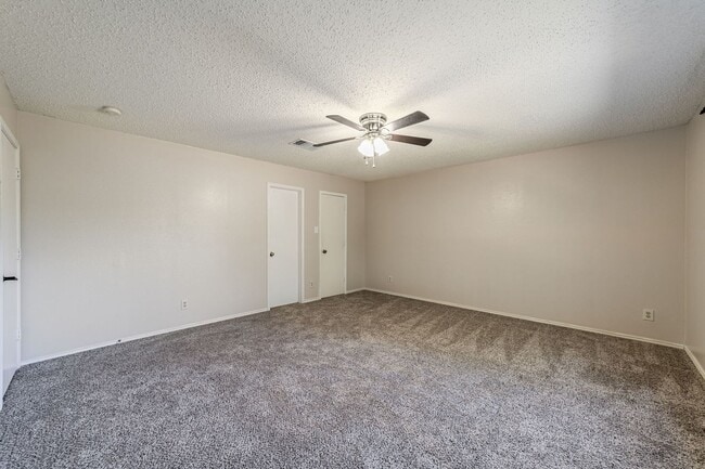 Building Photo - 8422 Parry Path