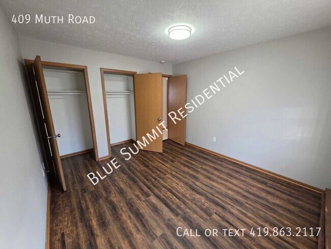 Building Photo - 409 Muth Rd