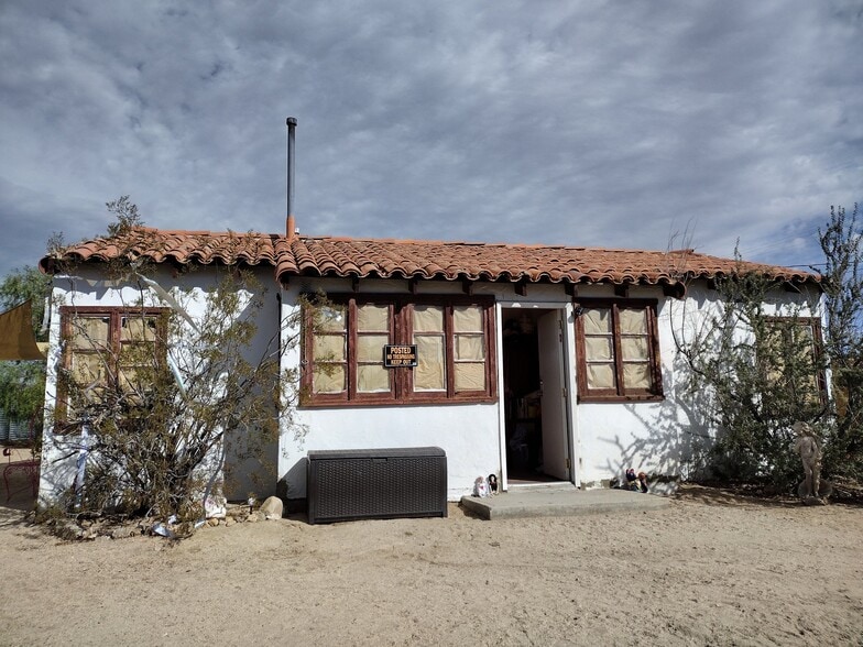 Building Photo - 6429 Tamarisk Ave