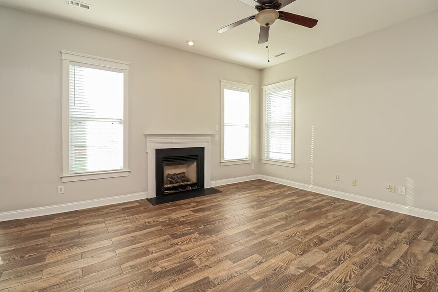 Building Photo - 9819 Grier Springs Ln