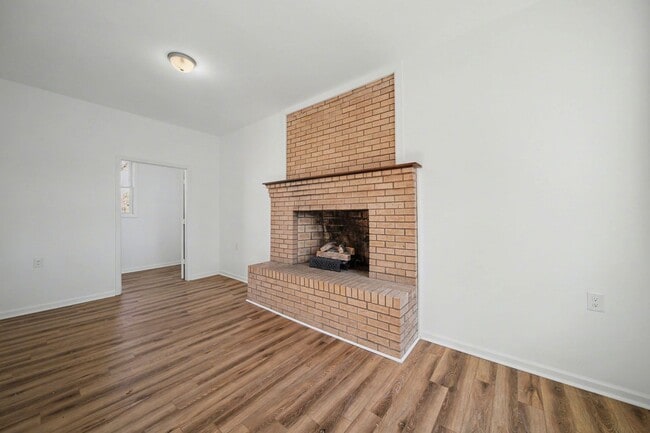 Building Photo - 2 Bedroom/2 Bath Home in Polkton