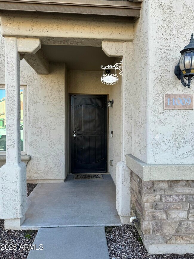 Building Photo - 11009 E Sutter Ave