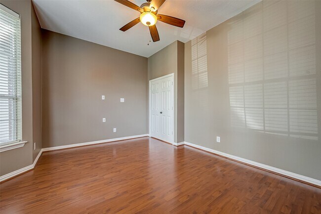 Building Photo - 7214 Glenwick Ct