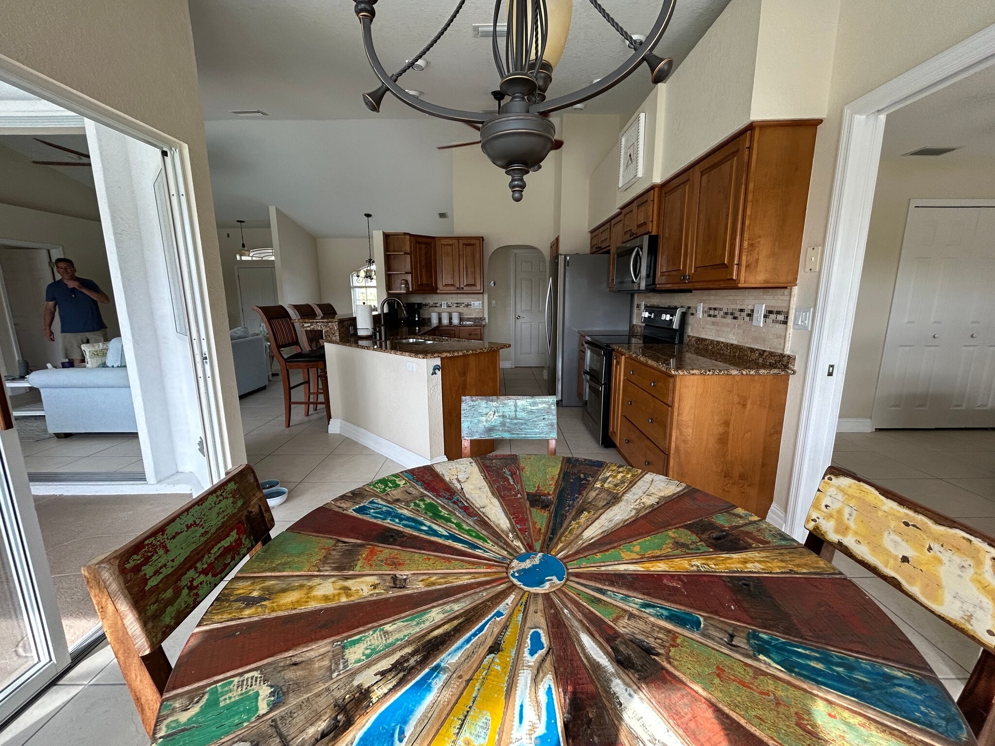 Building Photo - 1001 Mineo Dr