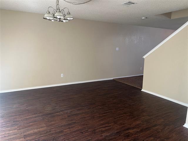 Building Photo - 1836 Vineridge Ln
