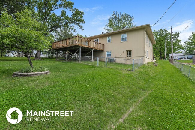 Building Photo - 4952 Halsey St
