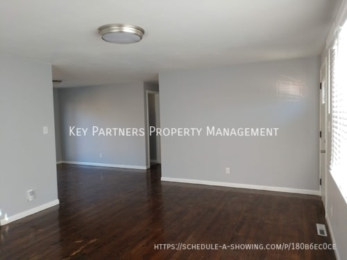 Building Photo - 503 Quincy Blvd