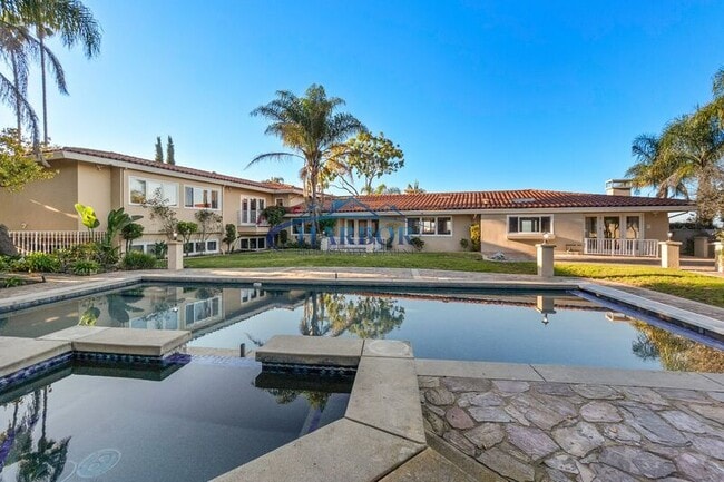 Building Photo - 1504 Vía Margarita