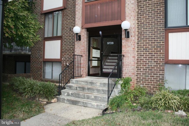 Primary Photo - 9728 Kingsbridge Dr