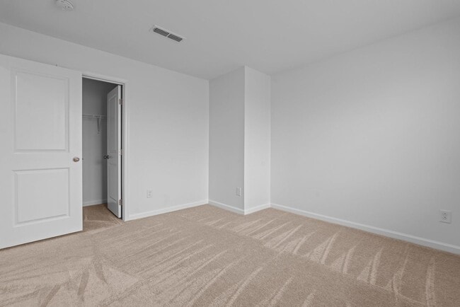 Building Photo - Dog Friendly Charming 4-Bedroom Home in Angier, NC