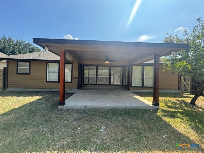 Building Photo - 2062 N Ranch Estates Blvd