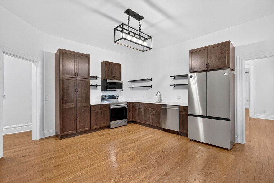 Building Photo - 2722 Armand Pl