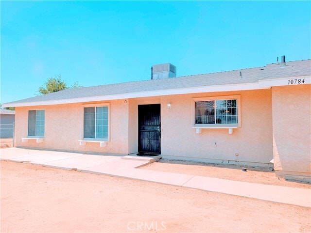 Building Photo - 10784 Lincoln Ave