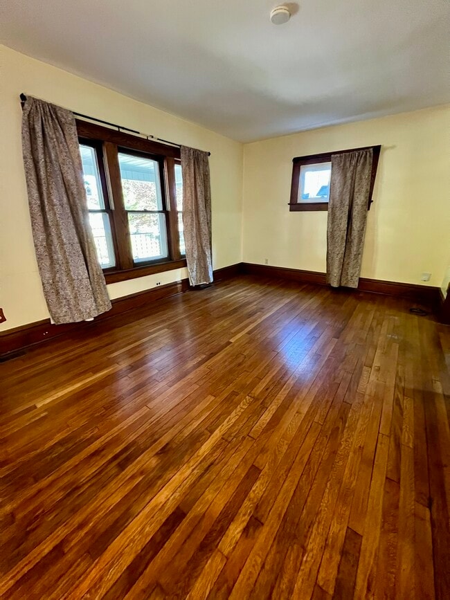 Building Photo - 1116 Murray Ave