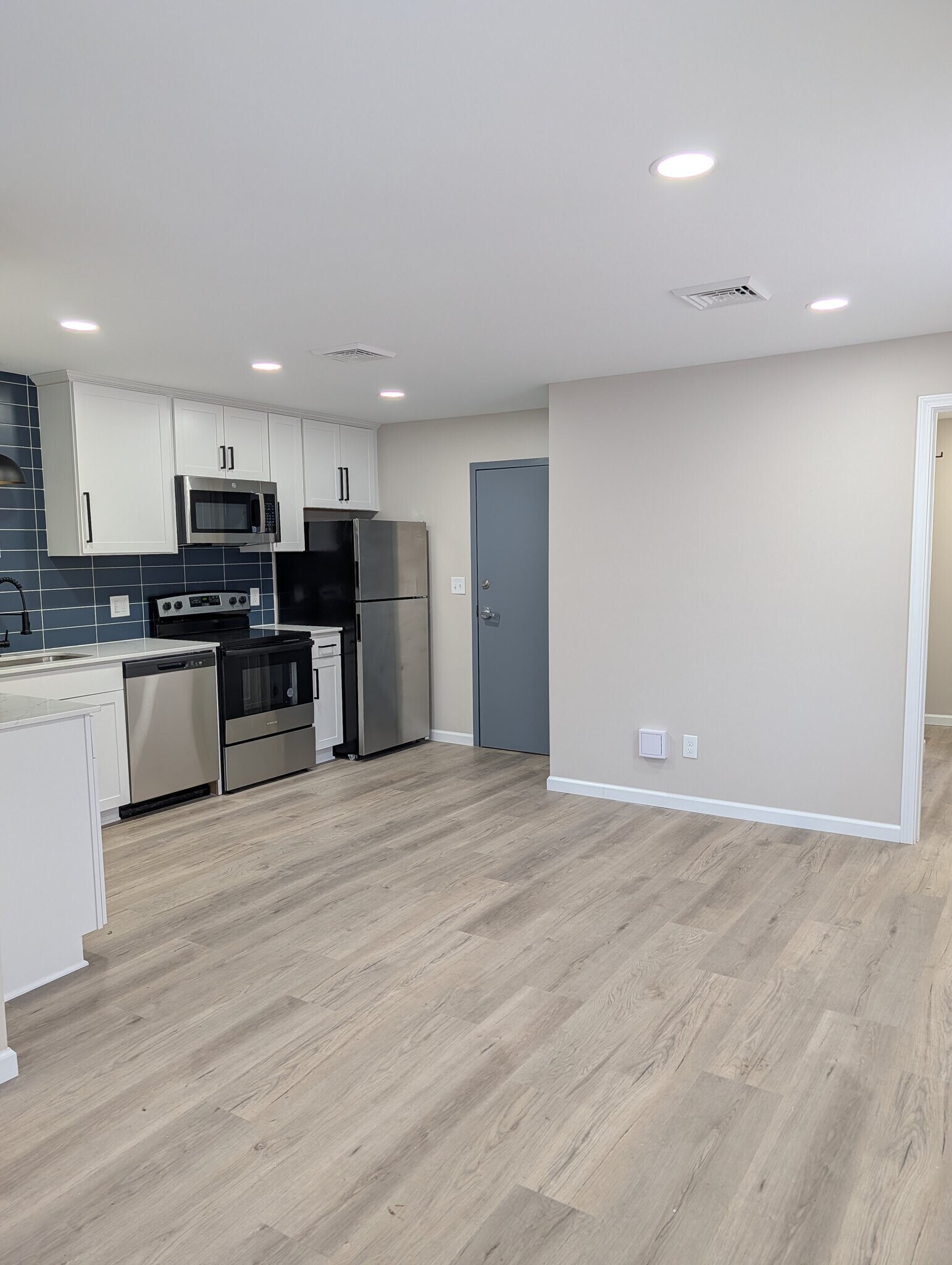 Building Photo - 35 Terrel Dr