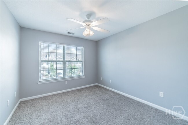Building Photo - 580 Canyon Oak Loop