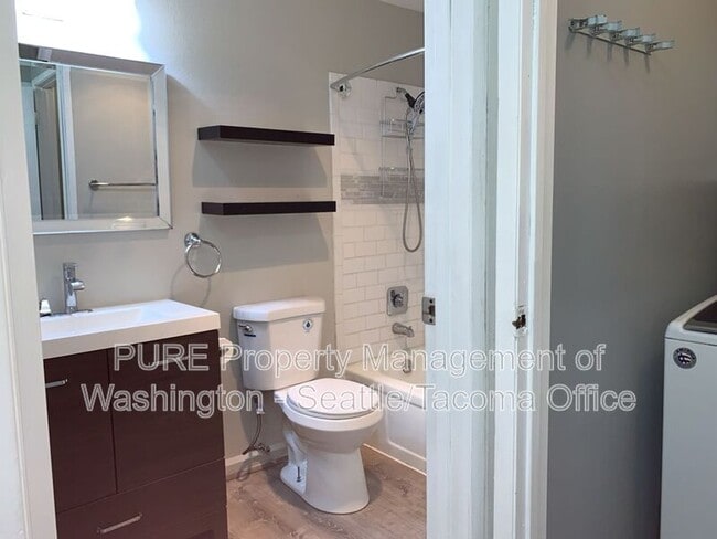 Building Photo - 3430 I St NE