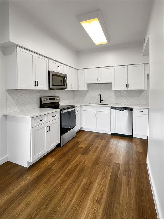 Building Photo - 11731 Lakeside Pl Dr