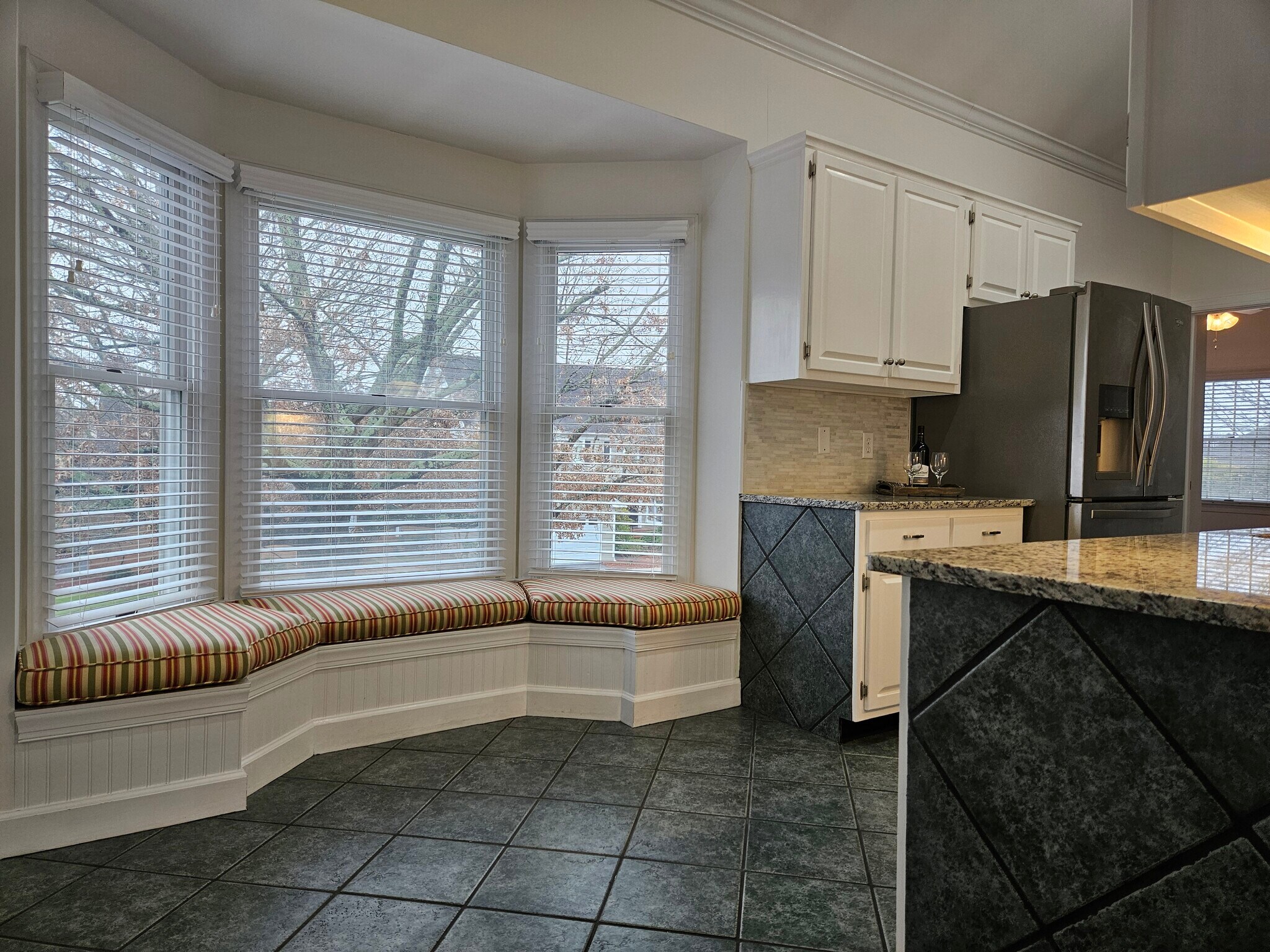 Building Photo - 2013 Clearfield Ln