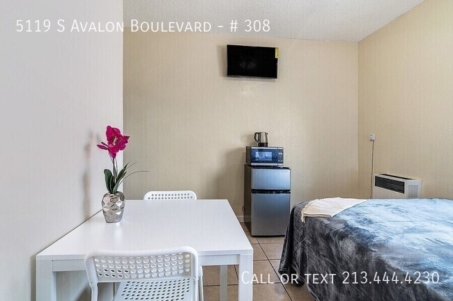 Building Photo - 5119 S Avalon Blvd