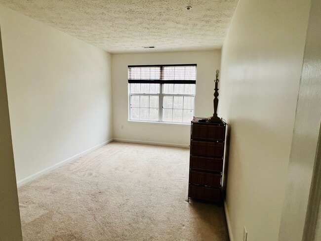 Building Photo - 30-G Ironstone