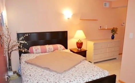 Building Photo - 8921 Olive Ln N