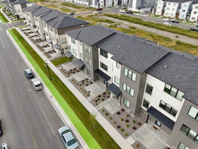 Building Photo - 442 S 900 W