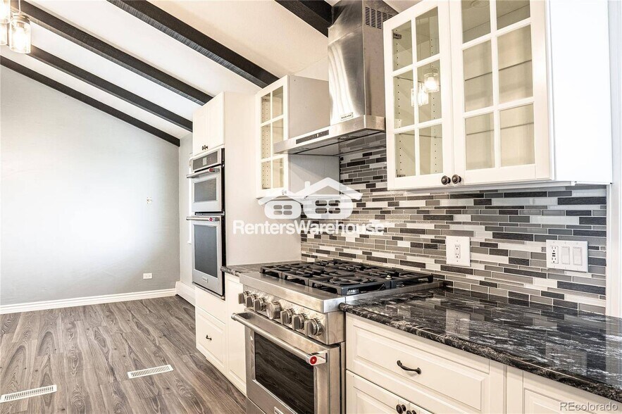 Building Photo - 3790 S Roslyn Way