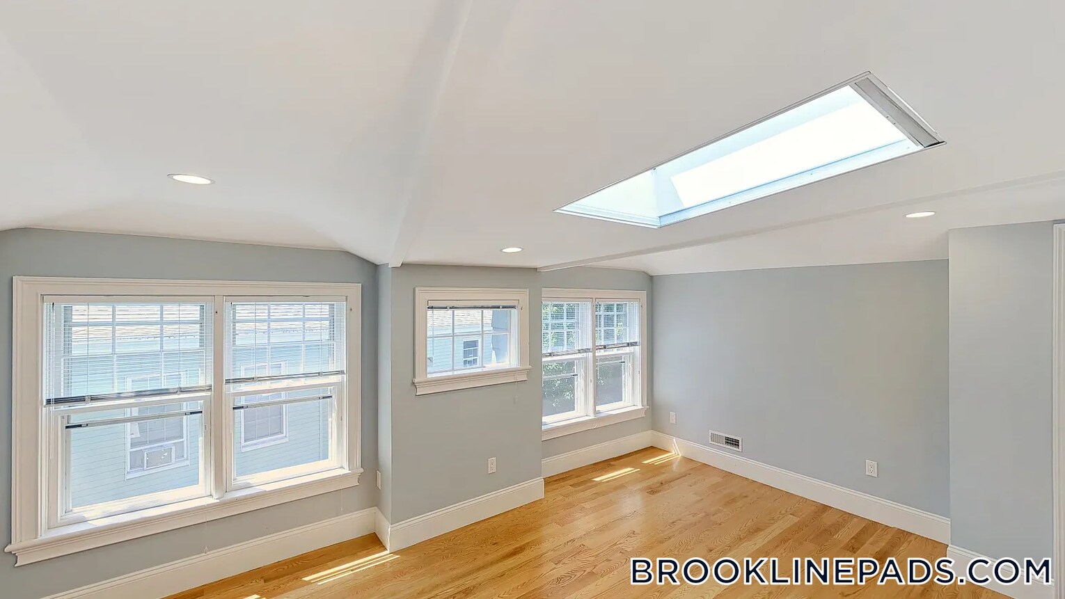 Building Photo - 7 Acron Rd