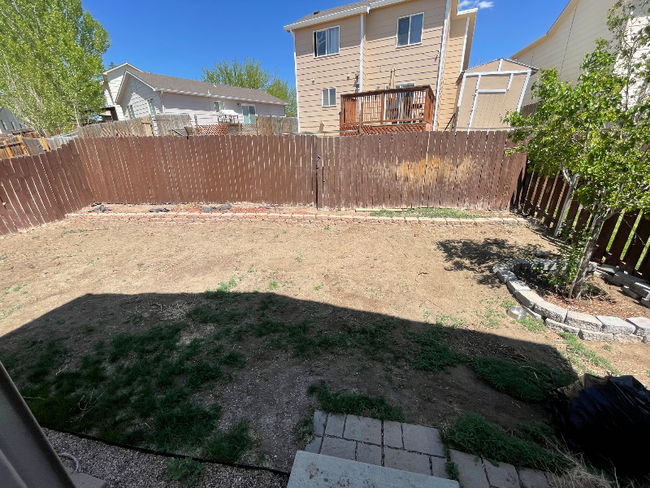 Building Photo - 4828 Prospect Dr