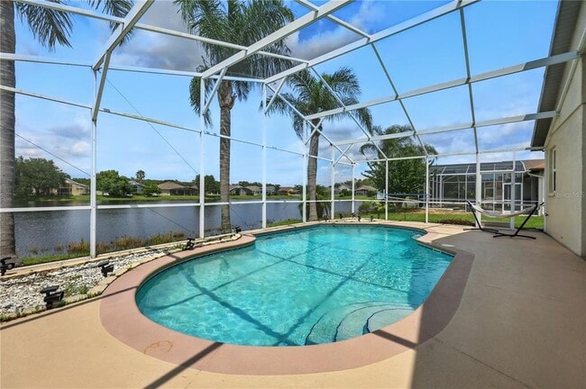 Building Photo - 13201 Luxbury Loop