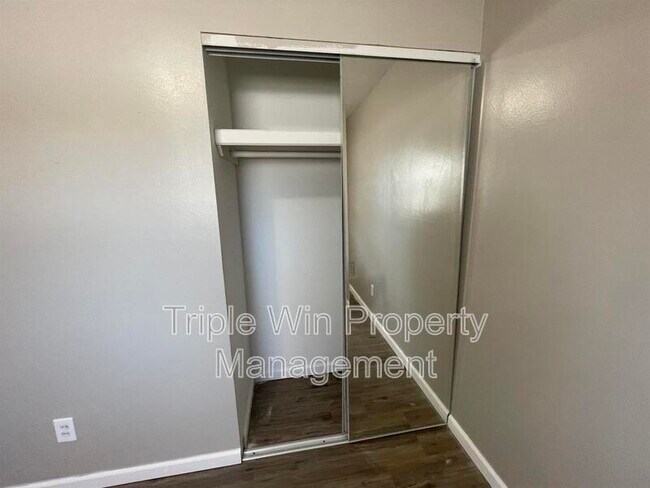 Building Photo - 11423 Ortega Dr