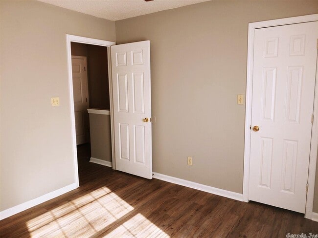 Building Photo - 2405 Washington Ave