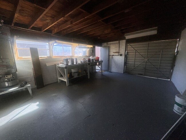 Building Photo - Newly Remodeled 3BD House with Porch, Shed, Garage, Front and Back Yards