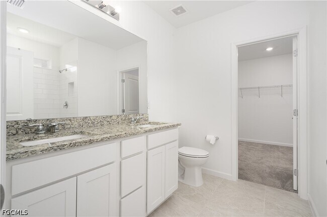 Building Photo - 42380 Cascade Dr